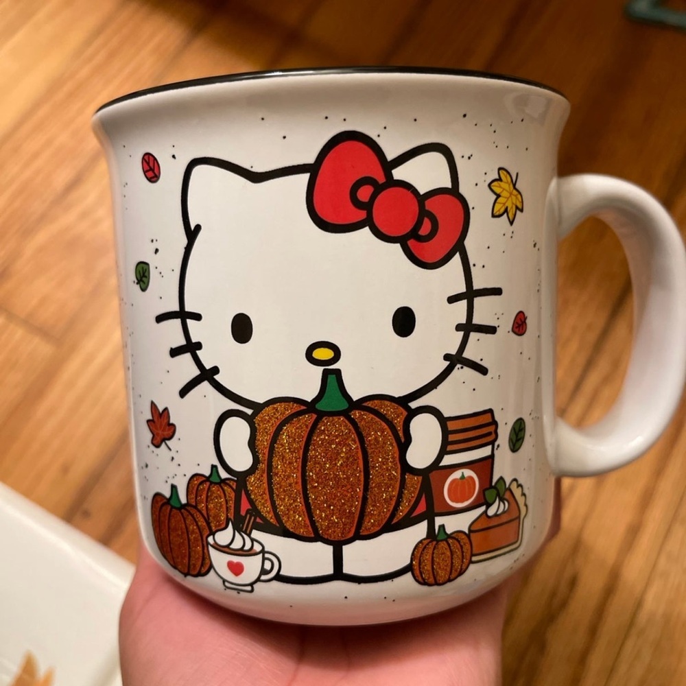 Hello Kitty Fall Glitter Mug